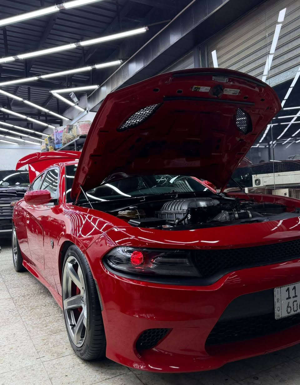 تشارجر 2016 هيلكات 
 رقم بغداد بأسمي 
حادث سياره موضح بلصور 
ادامه كامله مسوي للسياره تخم تاير جديد 
حداديه امامي خلفي جديده اكسل جديد 
دركه Rbm اخر صدار بعد هواي شغلات بيه
مكان السياره بغداد حي الجهاد 
رقم صاحب سيارة ***********
