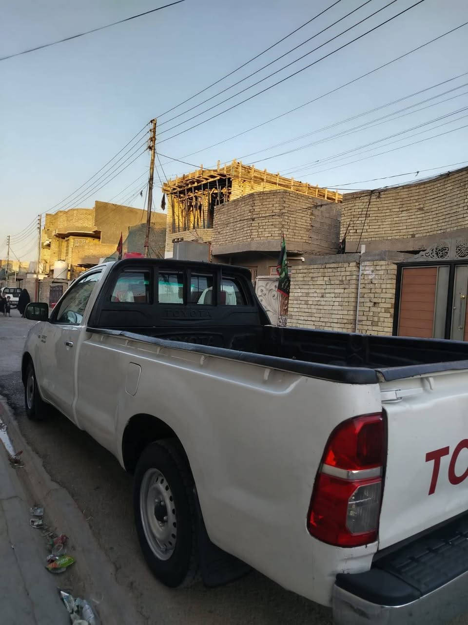 بيكم تيوتا تك قماره 2006
5 حلقات سيارة نضيفه مكينه جديده بيها تكحيل قليل وبارد سياره نضيفه تخم تاير جديد رقم بغداد /***********
