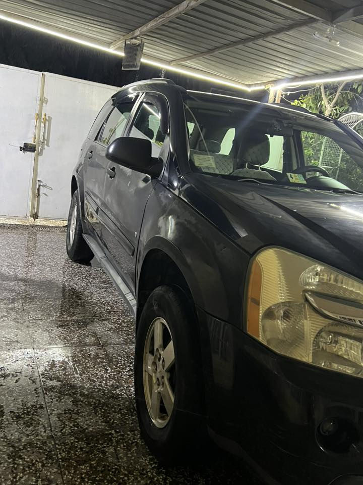 سياره شوفرليت اكوينكس  موديل 2007 فور ويل للبيع 
رقم بغداد  كير ومحرك  ممتاز تبريد وتدفئه كله بلادي. شغال سياره بلادية كهربائياتها على شركة شاشة كاميرا  خلفيه  وعند قفل يصعد جام كهربائي   وسياره مال جناي  مال بيت  فقط وجود جراد في بابتين جهة  عكس سائق 
سعر 85 
للتواصل ***********
