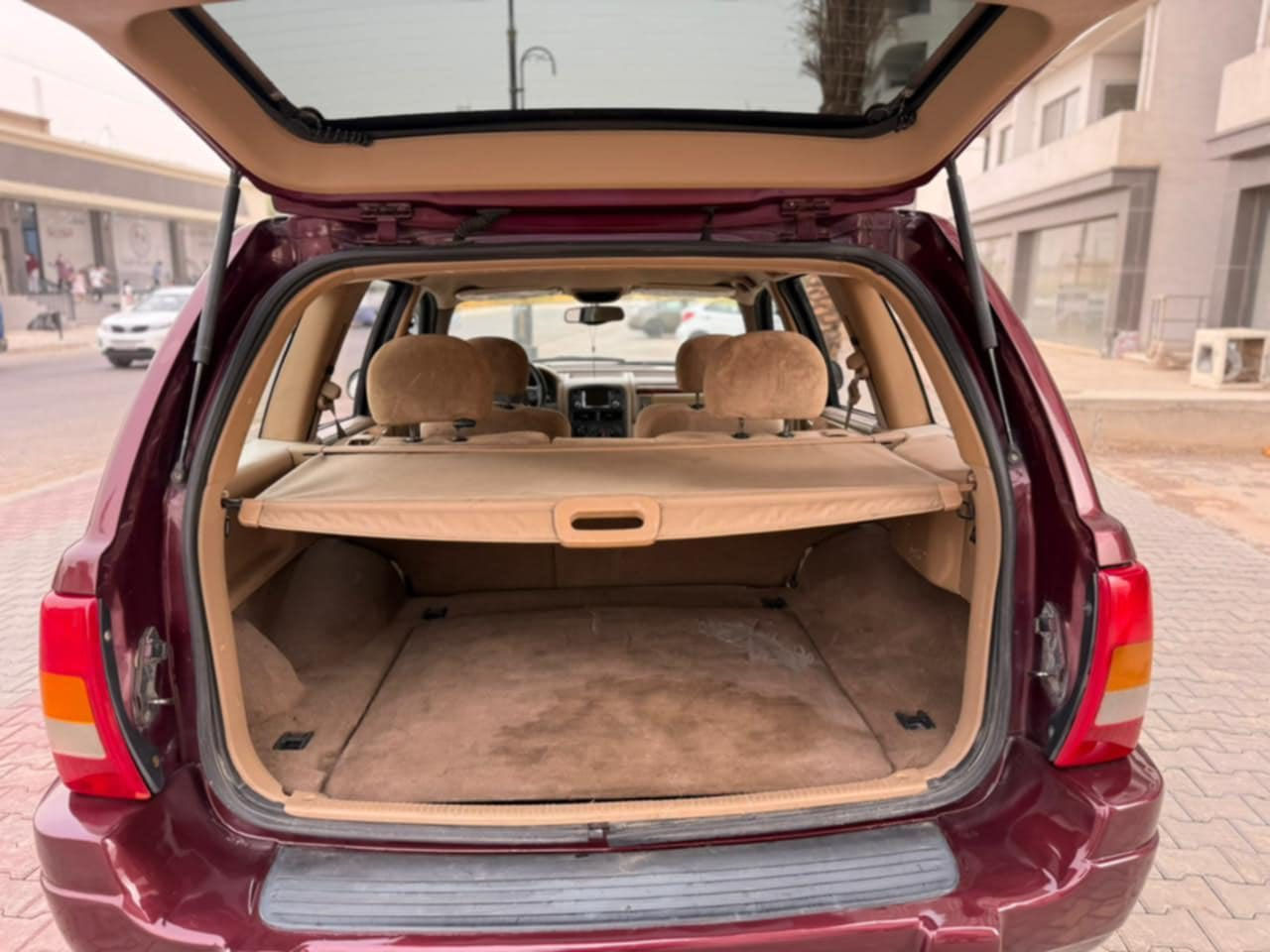 جيب لاريدو موديل 2000 بدون دعم 
تبريت ثلج بشرط فحص 
مكينه مابي بخار وصوت بشرط
گير بشرط 
مكاني كركوك 
سياره كلش نضيف 
سنويه جديد حتا 2030 بشرط تحويل باسم نساء موضف 
سياره مال نساء موضف مابي اي عيب 
رقم اسيا *********** 
***********
