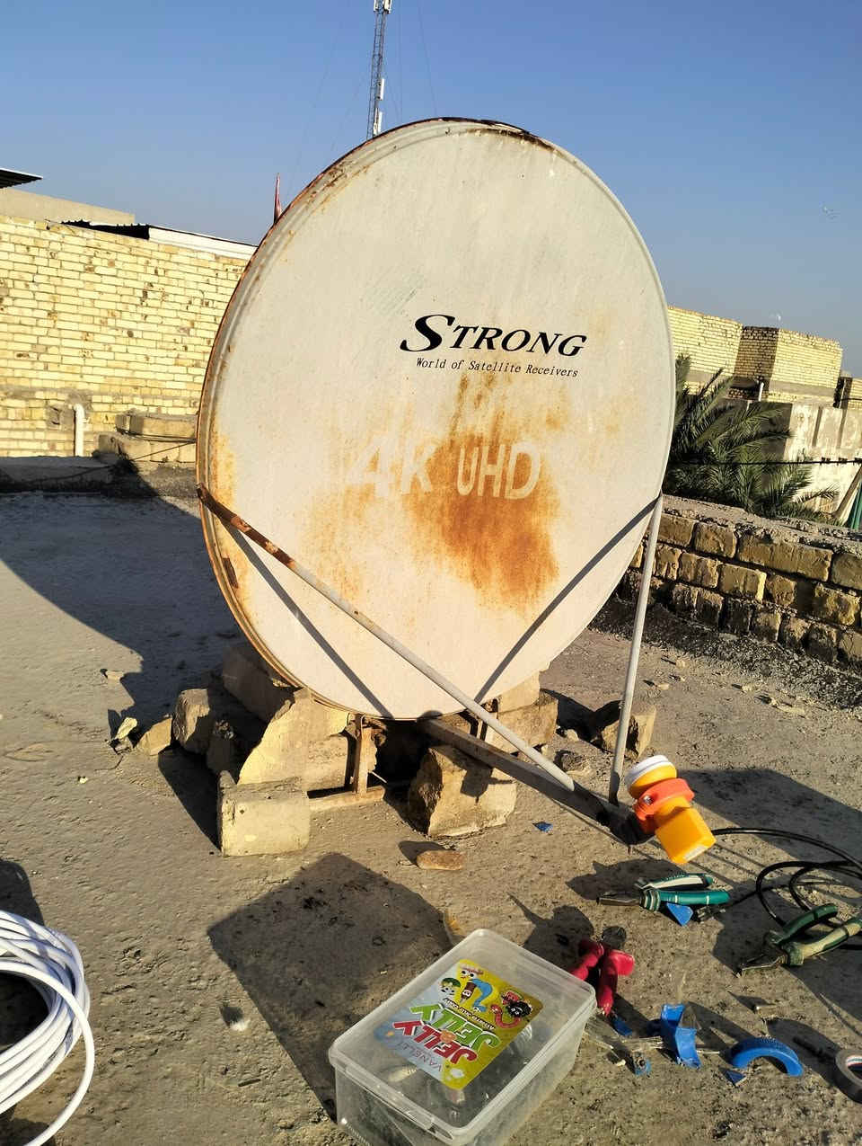 الحمد لله و بفضله ، من ضمن أعمالنا الرمضانية تعديل و ضبط و تنصيب عدّة أطباق بكافة الأحجام و بعدّة مناطق مختلفة ضمن مركز الكوت _ و تم تنصيب الأطباق نحو مدار النايلسات 7° غرباً مع إلتقاط كافة قنواته و باقاته المتنوّعة منها : الدينية _ الوثائقية _ الرياضية _ مسلسلات عربية _ أفلام عالمية _ قنوات الأطفال .. 📡🛰️

العنوان الأول : الكوت _ زويريجات _ شارع بيت أبو سعدون 
( تنصيب طبق حجم 70cm + تركيب ستلايت جديد ) 🛰️📡

العنوان الثاني : الكوت _ العزة الجديدة 
( تعديل و ضبط إشارة طبق حجم 85cm + ألتقاط كامل القنوات و الترددات ) 📡🛰️

العنوان الثالث : الكوت _ جانب الزنابرة 
( تعديل و ضبط إشارة طبق حجم 85cm + بحث ترددات جديدة للستلايت ) 🛰️📡

العنوان الرابع : الكوت _ زويريجات _ الجمعية 
( تنصيب طبق حجم 85cm + إلتقاط كامل الترددات ) 📡🛰️

العنوان الخامس : الكوت _ العزة الجديدة _ شارع المختار 
( تعديل و ضبط إشارة طبق حجم 85cm + بحث ترددات جديدة ) 📡🛰️

العنوان السادس : الكوت _ زويريجات _ شارع مدرسة رمضان المُبارك 
( تعديل و ضبط إشارة طبق حجم 85cm + بحث ترددات جديدة ) 📡🛰️

العنوان السابع : الكوت _ العزة الجديدة
( تعديل و ضبط إشارة طبق حجم كبير حجم 180cm + بحث جديد لشاشة عدد 2 ) 🖥️📡🛰️

العنوان الثامن : الكوت _ المعهد التقني _ المجمع السكني 
( تركيب و تنصيب طبق حجم 85cm + ألتقاط لكامل القنوات و الترددات ) 📡🛰️

العنوان التاسع : الكوت _ حي الجهاد _ شارع بيت صبر
( بحث شامل للستلايت عدد 2 _ ترتيب الستلايت ) 🖥️

للتنصيب يمكنكم التواصل عبر :
الهاتف : ***********
واتساب : ***********

#عملنا_كافة_مناطق_الكوت
#مركز_الفتوى_14_بخدمتكم 

و الله ولي النعمةِ و التوفيق
