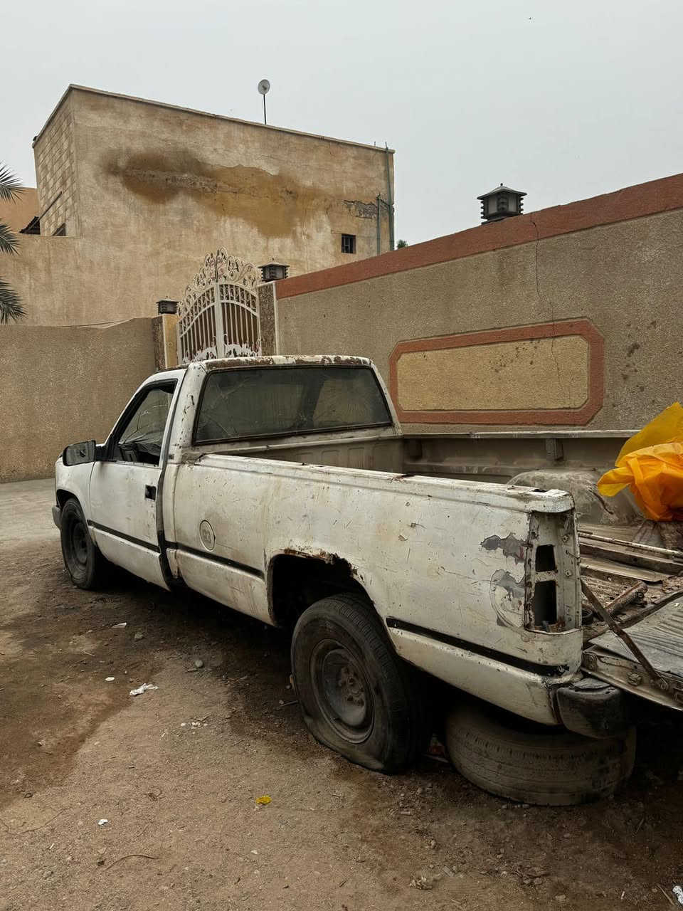 سياره gmc  تك باب 6براغي البدي الطويل مديل 91 سياره شغاله بس بديهه تعبان لا تصلح للعمل يعني تسقيط (رقم) السياره باسمي و اتكفل بكل الاصوليات رقم السياره بصره سنويه تنتهي ب 27 السعر 15 ورقه وبيهه مجال مكان السياره ابي الخصيب - البهادريه 

رقم صاحب السيارة

***********
