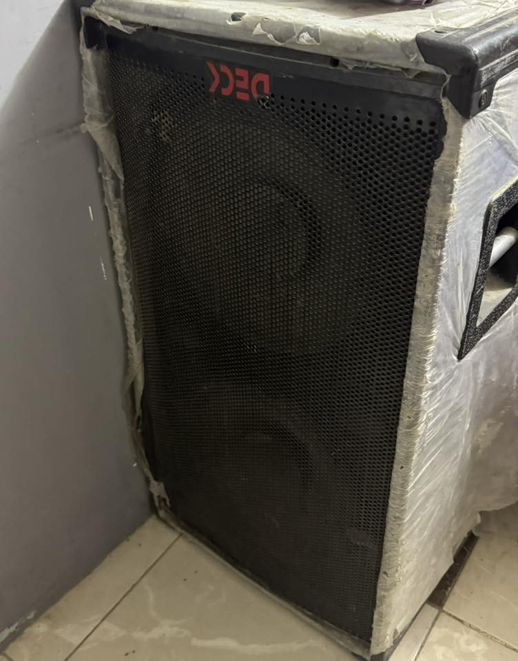 السلام عليكم جهاز جاسكو خطين نضيف استعمال قليل وزوج سماعات مع الوايرات و جهاز نضيف السعر خاص للاستفسار المراسله على الرقم *********** المكان بغداد
