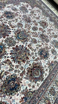 ٧٠٠ عقدة • درجة أولى • ٢×٣ متر