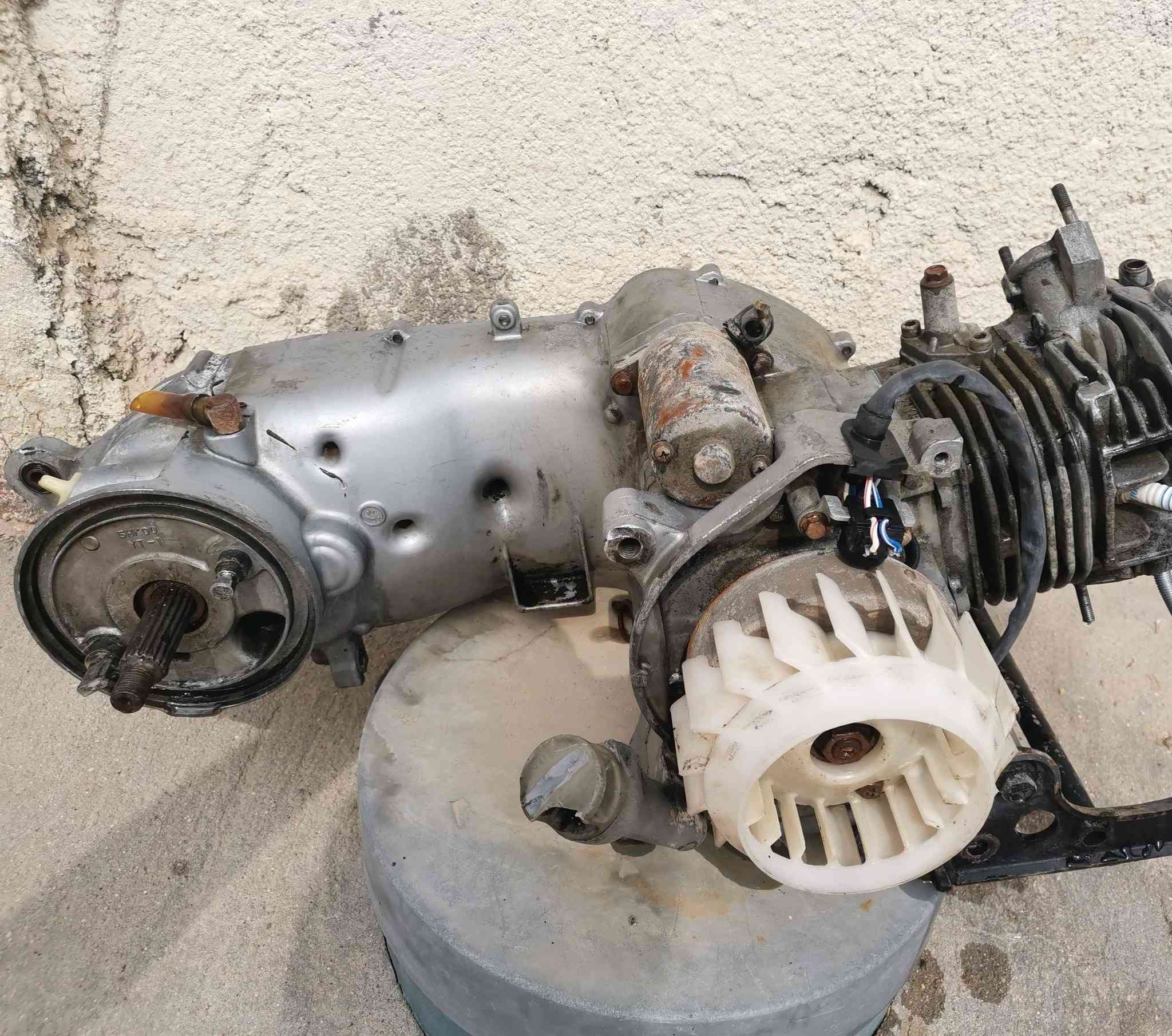 محرك ماكس عدله 49 بلاد مفتوح مره وحده عله ايدي شرط الشغل ايشي بيه يرجع
السعر 50 قفل اله ربع مابيع
الهوير شلهه الحجاج 
***********
