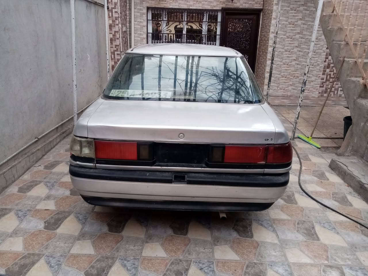 سلام عليكم سياره فورد موديل93 كير محرك كورالا رقم اليف انكليزي  اربع تايارات جديد باتري جديد قماره مابي عيب ابيعه كوم حديد السعر 16 ورقه او مراوس عنوان طريق بغداد رقم تلفوني***********
