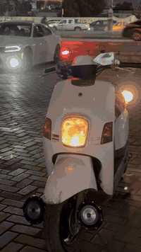 سلام عليكم بوليس مديل ٢٠٠٧ بلاديه كلها كفرات ختم داخلي سعر ٨٠٠وبيها مجال رقمي ***********ابيع بدون غراض مكان كربلاء باب طويريج
