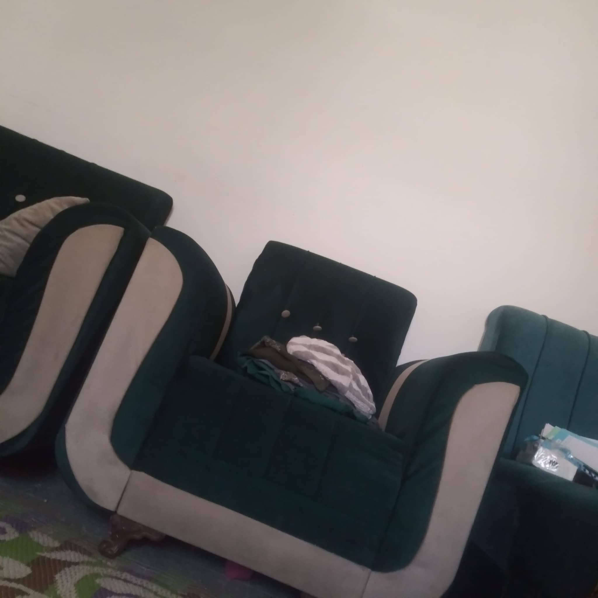 غراض للبيع


**إذا كنت صاحب هذا الإعلان وتريد حذفه لأي سبب، رجاءا أرسل رسالة إلى الدعم الفني**