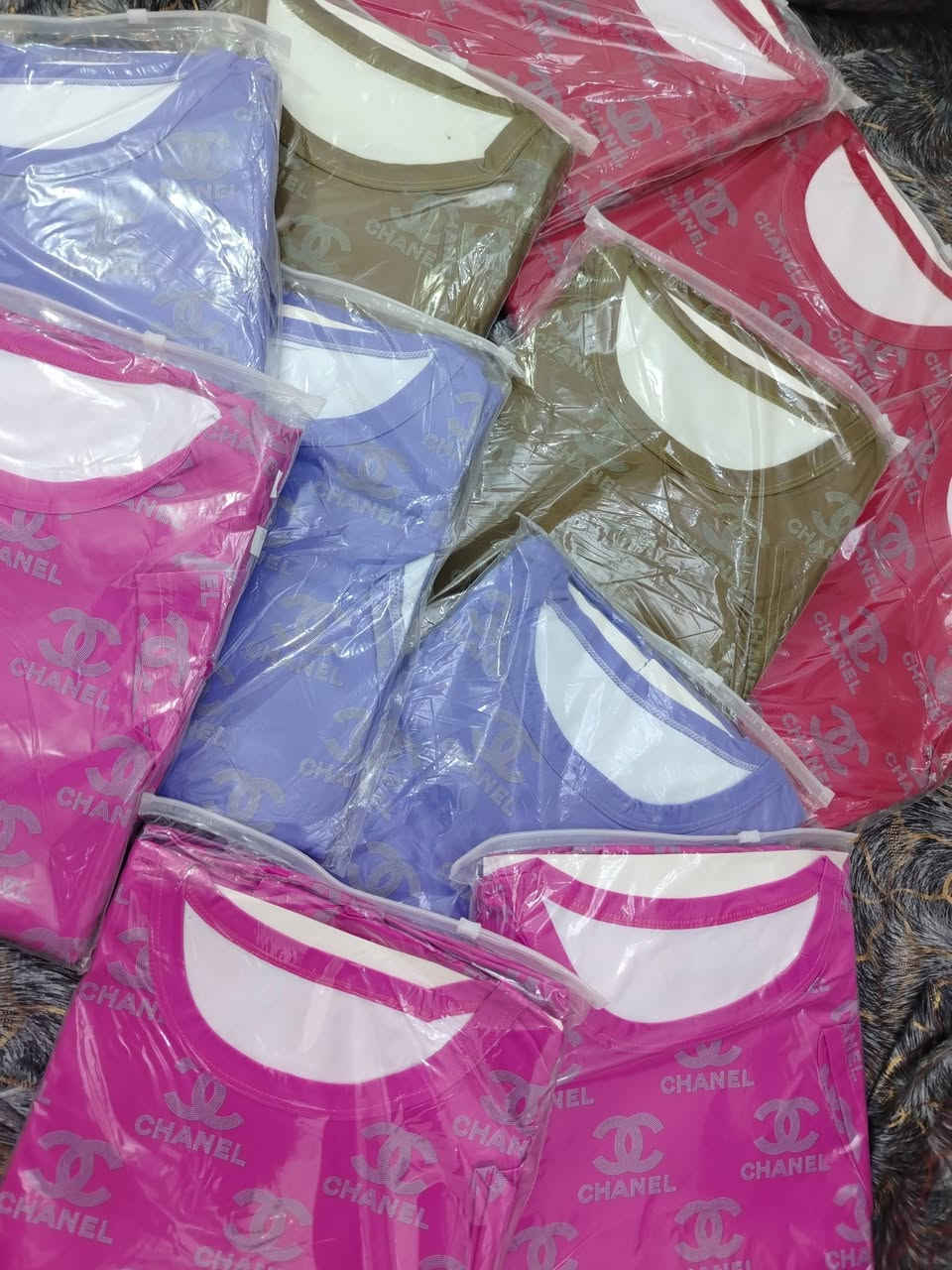 بسعر ( 7 الف ) فقط تراك نسائي 💜🩷 ماركة شانيل فري سايز خامة درجة اولى ليكرا مطاط  يلبس من وزن 60 - 90 كيلو
توصيل داخل حمدانية الف فقط للحجز مراسلة الصفحة #ملابس_اطفال
#عطور־مركبة
#فساتين_بناتي
#تراكات_بناتي
#تراكات־ولادي 
#اطفال
#بيبي
#بدلات_ولادي 
#الموصل
#الحمدانية
#خدمة_توصيل
بسعر ( 7 الف ) فقط تراك نسائي 💜🩷 ماركة شانيل فري سايز خامة درجة اولى ليكرا مطاط  يلبس من وزن 60 - 90 كيلو


**إذا كنت صاحب هذا الإعلان وتريد حذفه لأي سبب، رجاءا أرسل رسالة إلى الدعم الفني**