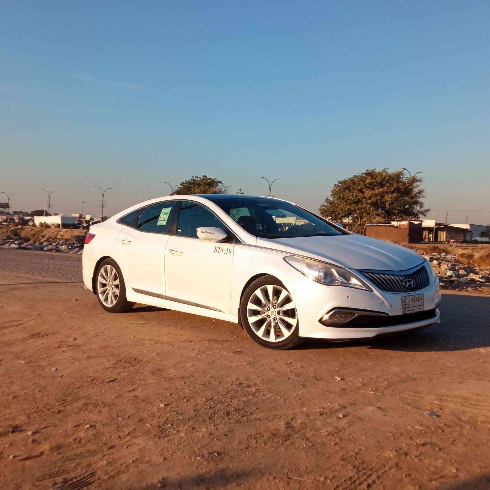 سلام عليكم اخوان ازيره هونداي 2013 سياره حلوه ومرتبه مال واحد جناي المكان بابل حله  جبله مدينه الشهداء تواصل عله الرقم ***********
