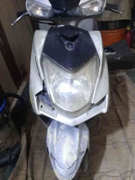 السلام عليكم باسكل شحن نضيف بطاريات جدد السعر 200ولدراجه سكنس ياباني ياباني لا تبخير ولاتنقيص شلعه ومعدل فول 200الف بابل السياحي قريت الساده رقم ***********
