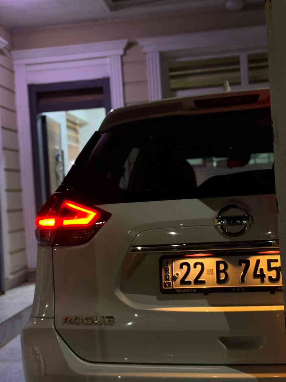 نوع: نيسان روج
موديل 2020
فئه: (AWD) S
لون:أبيض 
ضرر؛: بونيد وجاملغ ومع ضرر خفيف بل شاصي بل العراق وبل أمريكا كلين تايتل 
ممشه: 66الف 
مواصفات: .رادار أمامي مع كامره كشن جلد تحديد مسار لد أمامي خلفي بلوجكترات اماميه مانع تصادم بعد آهواي  مواصفات 
سعر:  175
عنوان : ديالى خانقين 
رقم موبايل :*********** فقط واتساب
