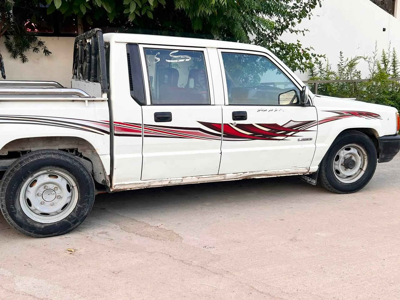 مسربۆشی پیکاب مۆدیل ١٩٩٩ دەبل قمەرە تەبریت پاوەر   سەنەوی رەقەم هەزە تازەیە سعر ٥٨$ کەمیک مجال***********
