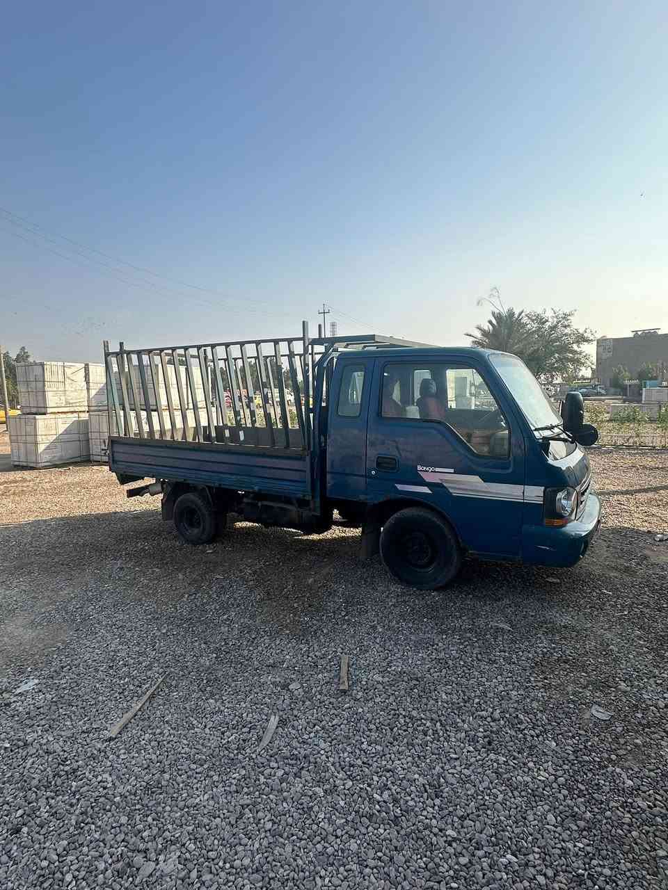 كيا فونتيرا ام عيون موديل 2002 رقم بغداد انكليزي سنوية جديدة محرك 3000 مفتوح سيارة نظيفة خير من الله جاهزة للعمل سيارة مكفولة بالكامل كير ومكينة وكلشي مكان السيارة بغداد الشعب للأستفسار / ***********
