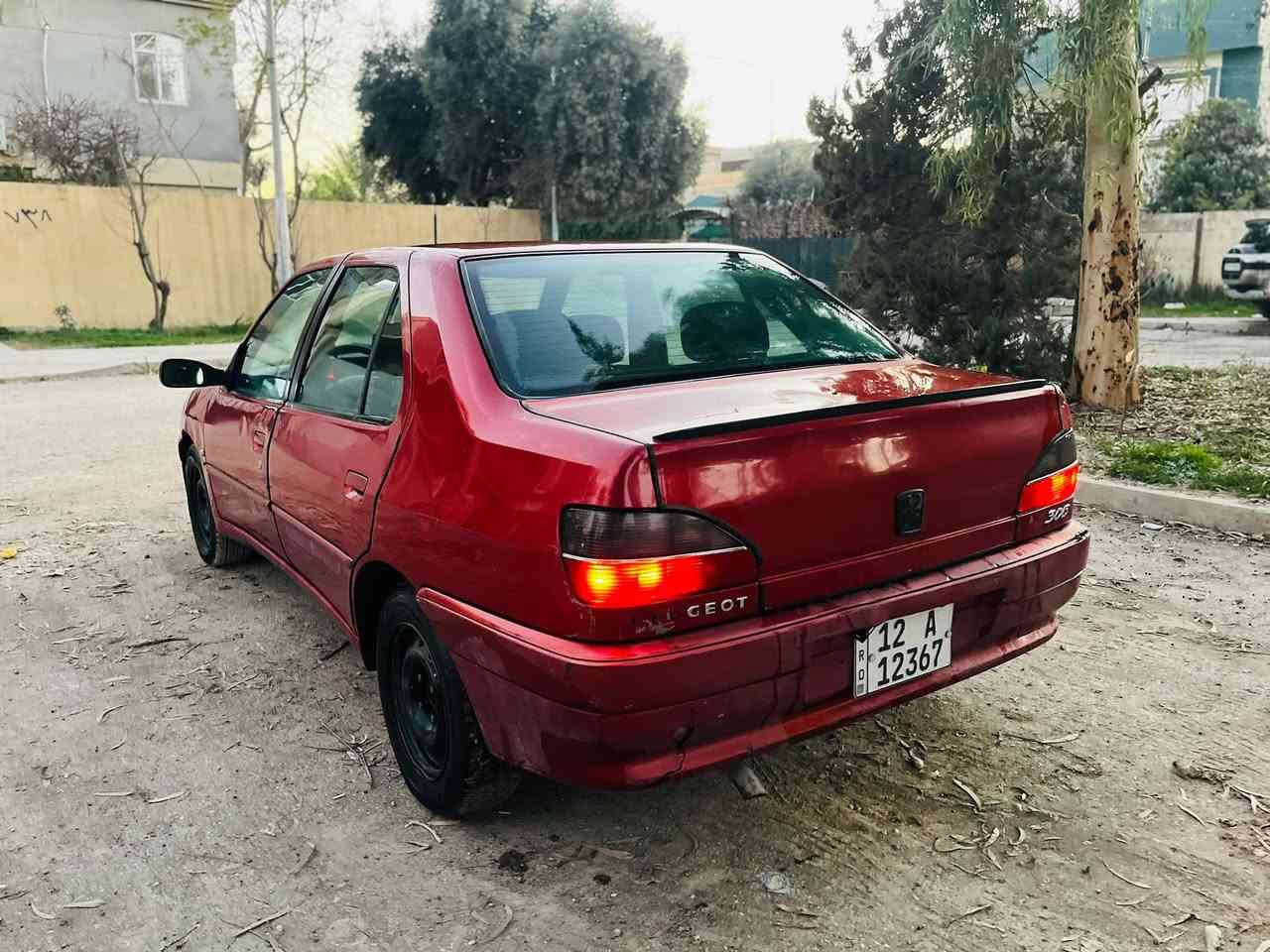 للبيع بيجو 306
طخم تايرات حديد 

غرفة جديدة 

السيارة بسمي تحويل ثاني يوم رقم نينوى

تبريد ثلج 

كير محرك شرط 

كعدتها كلش حلوه 

بيها صبغ باب خلفي و شويه من باب الخلفي الثاني 

مكفوله ضربه او دعمه السيارة وضع شركة 
لسعر 52 و بيها مجال

للتواصل ***********
