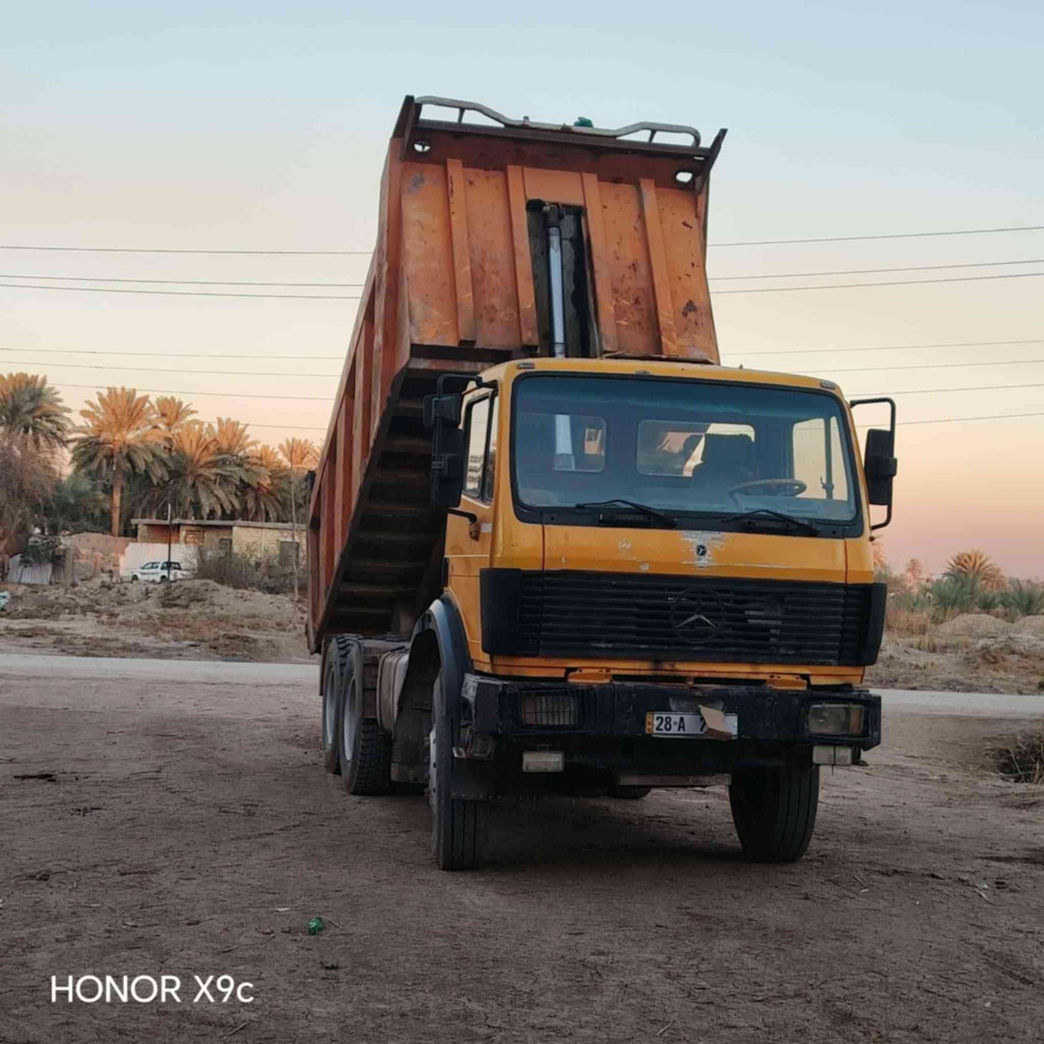 سياره للبيع مكفوله كفاله عامه موديل ٨٢ رقم نجف انكليزي مكينه ٢٨ كير ١٦٠ مجموعه جيئف قماره كرواتي للاستفسار ***********
