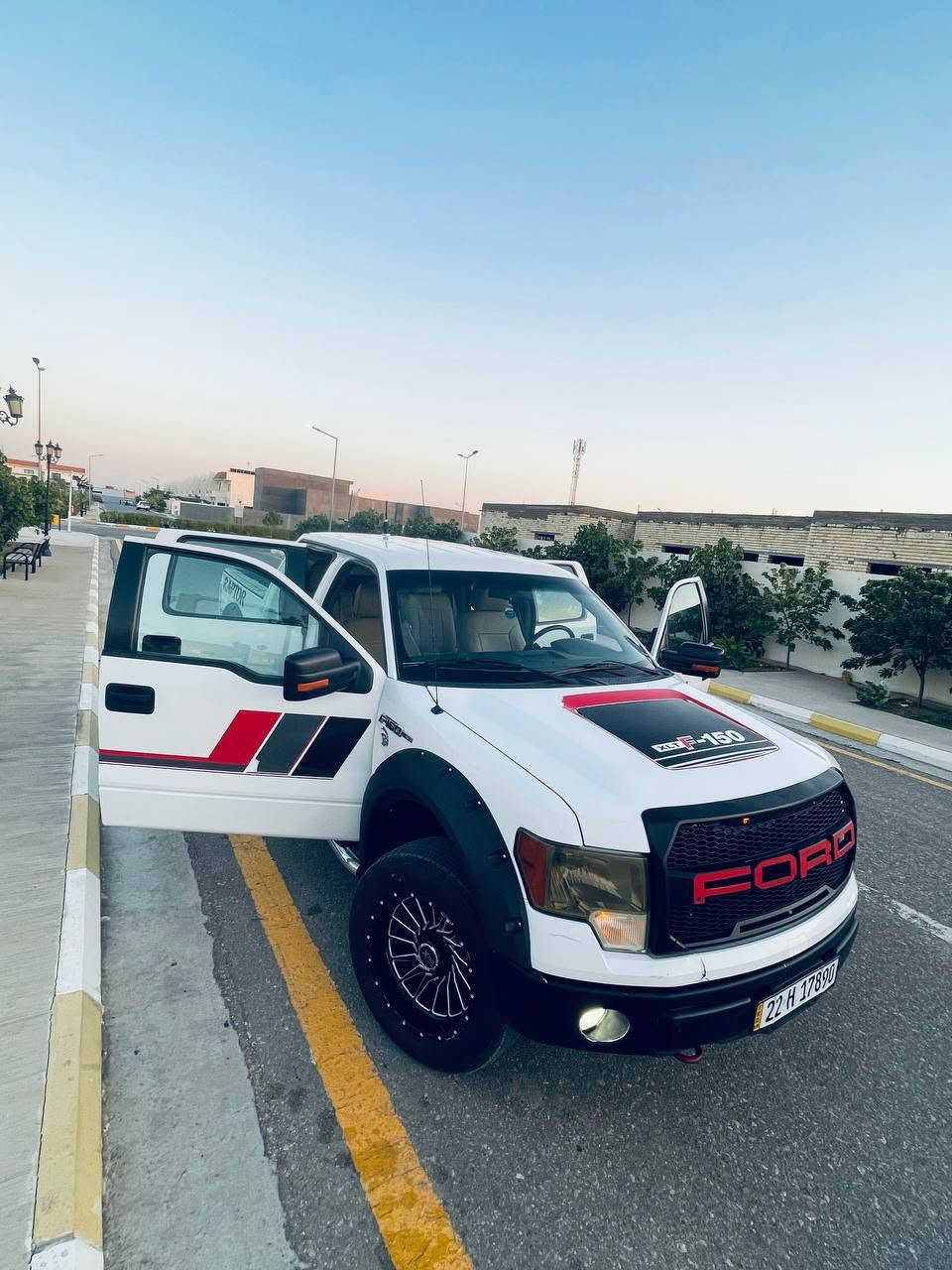السلام عليكم
البيع فورد 150 f 

مديل 2013

خليجيه مكفوله 

رقم اربيل دولي 

موصفات 

مكينه 8. 5000

منضومت غاز 100التر

شاشه اندرويد 

كامره 

حساسات

دواسات بريك وبانزين كهرباء ⚡️ 

ويل 20

تخم تاير 

تبريد ثلج

السياره ماشيه 158m

السعر 140وبيه مجال 

مكان السياره ديوانيه 

***********$

***********

