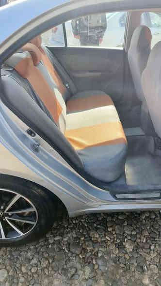 سلام عليكم سونتا فول مواصفات بابين مبدل بدون دواخل وجملغ ضربه مريكه بدون دواخل سعر 110وبيه مجال قليل ***********
