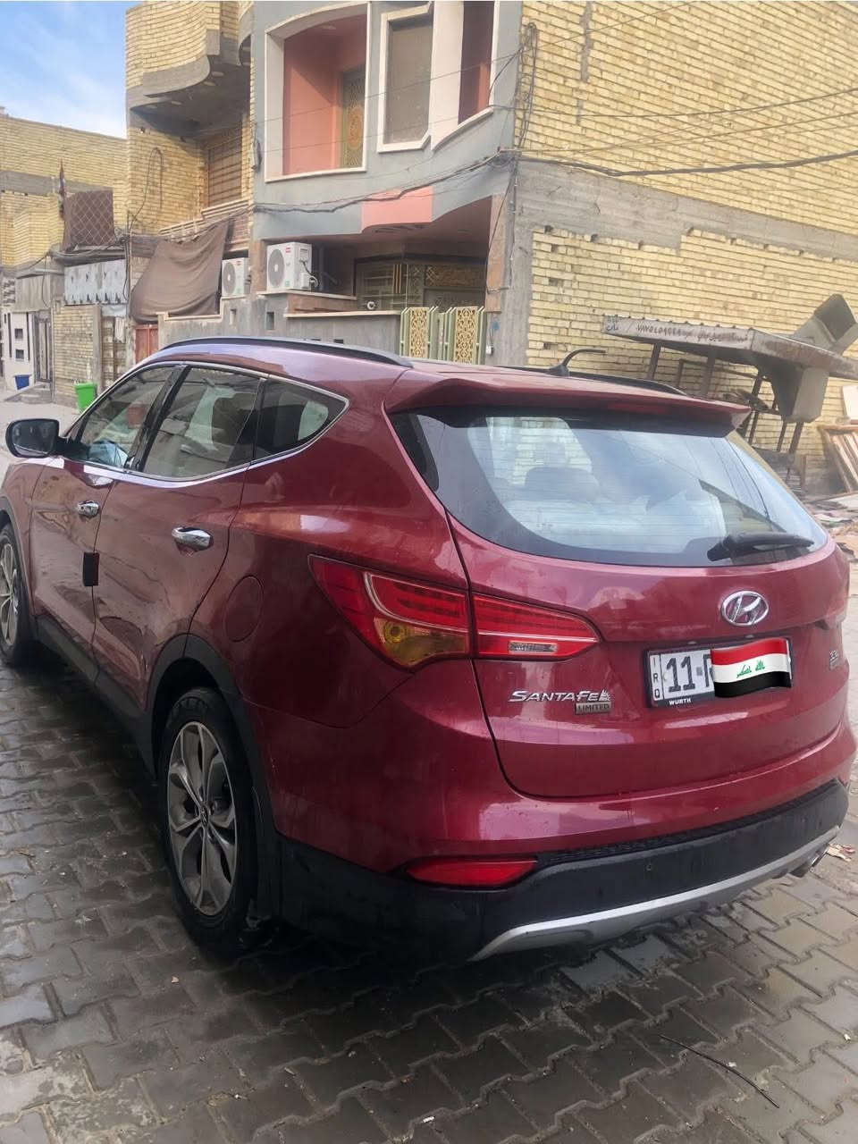 سلام وعليكم  أو مراوس سورنتو  أخوان
عندي سنتافيه للبيع 2014 فول موصفات LlMlTED مكفولة من الدعامية للدعامية 
سيارة نضيفة وموجود سوناره بلأخير الصور 
رقم بغداد دولي بأسمي شخصياً تحويل مباشر 
6 سنلدر 7 راكب سيارة عائلية بصمة تشغيل وابواب كشنات كهربائي مري شفط حساس خلفي كامرة 
تبريد 3 قطع لايت زنود وبكلايت LED تحكم ستيرن جهتين

4WD فول ويل طبعاً
الرقم *********** شغال واتساب وسيمكارت
