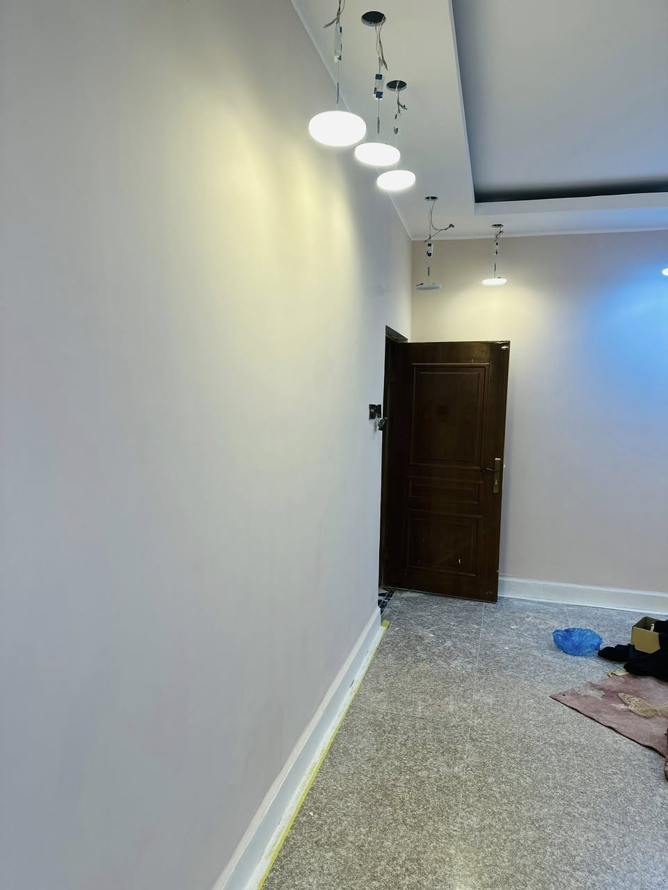 خلفه متفرغ لعمل كافة أنواع الديكورات والأصباغ 
*********** ناصريه مركز.
