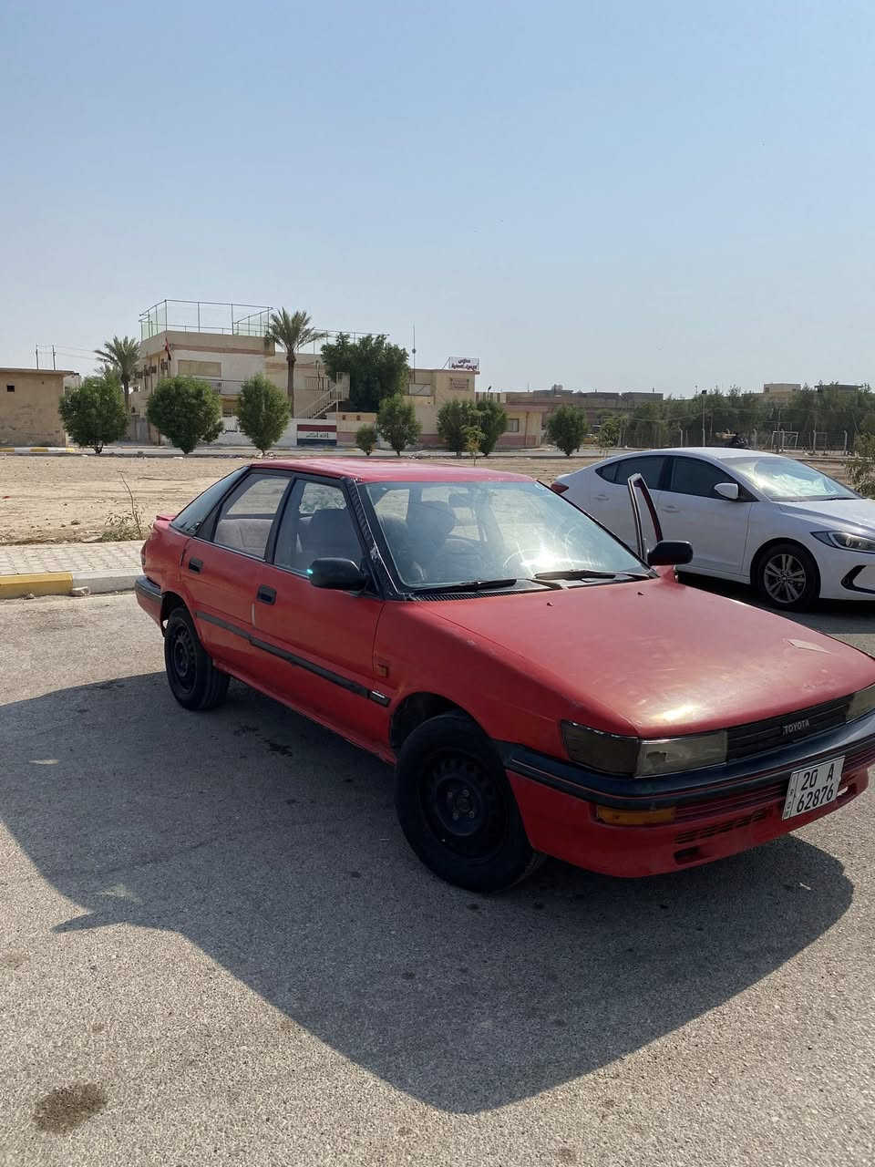 السلام عليكم كورلا موديل 91 اوربي فتحه 
سياره نضيفه مكينه جديده كير مكفول 
صدر امامي خلفي جديد تخم تاير جديد باتري جديد
رقم جديد ديالى تحويل مباشر 
السعر 35 
رقم ***********
