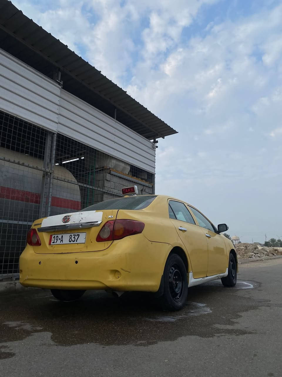 سلام عليكم 
كورلا 2009 وارد امريكي 
حادثه جاملغ وبنيد نفسهن بدون دواخل 
 وبيه طخه بقبق صندوك بدون حوض بدون دواخل 
كير ومكينه 19حداديه تخم تاير   سياره جاهزه
سعر 85 مكاني بغداد محموديه 
***********
