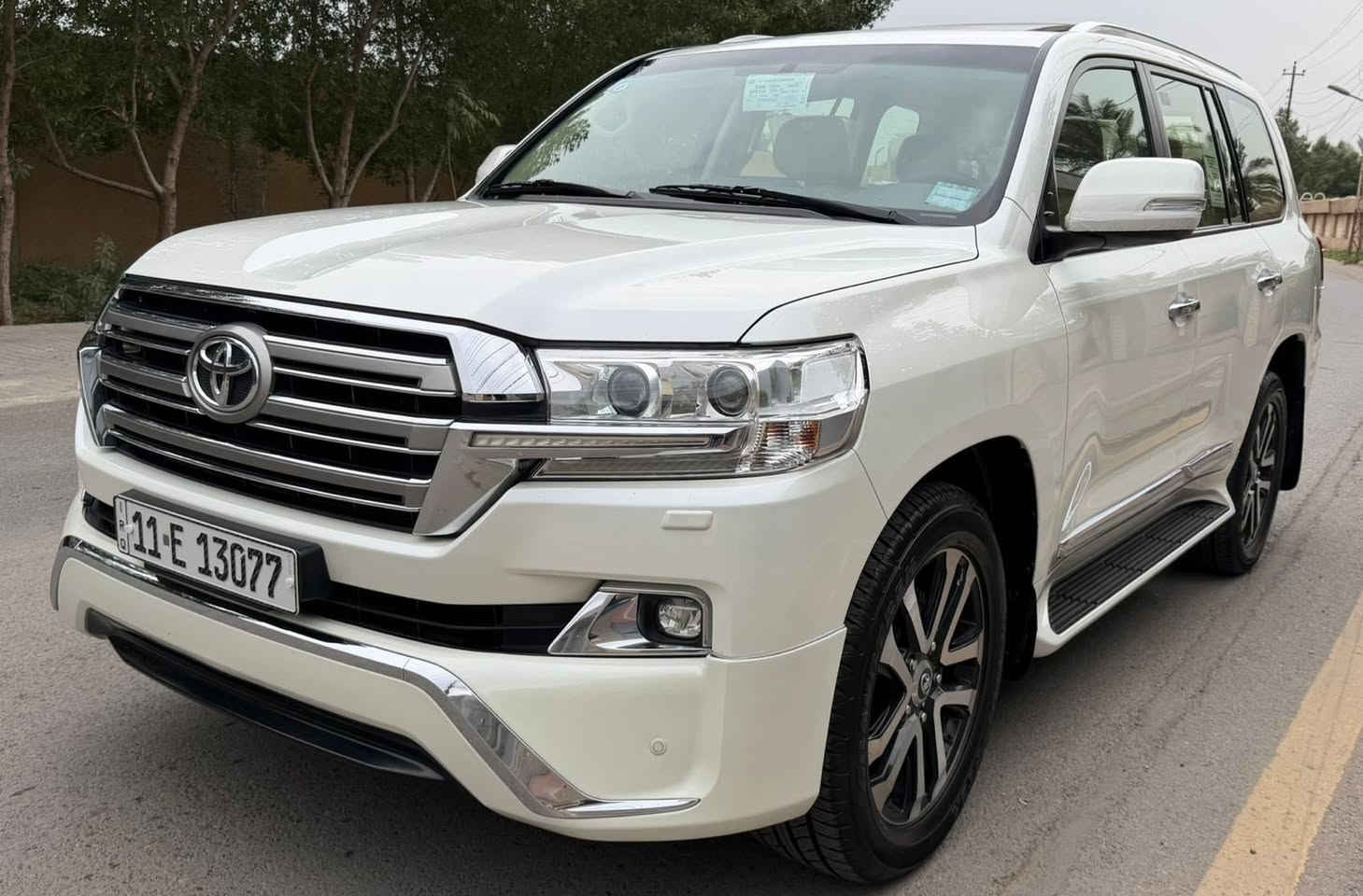 لاندكروز 2017 فووول
مكفوله كفاله عامه من صبغ والتبديل والبارد سياره عل وضع شركه بعدها بل كارتون سياره ..
تخم تاير جديد كرسي 3 حركات 3 شاشات محرك 8 سلندر 4600
سنويه بأسمي كير محرك كفاله 
عنوان سياراه بغداد الاعضميه 7 ابكار .. 
السعر ..470..قفل بيع فقط ***********
