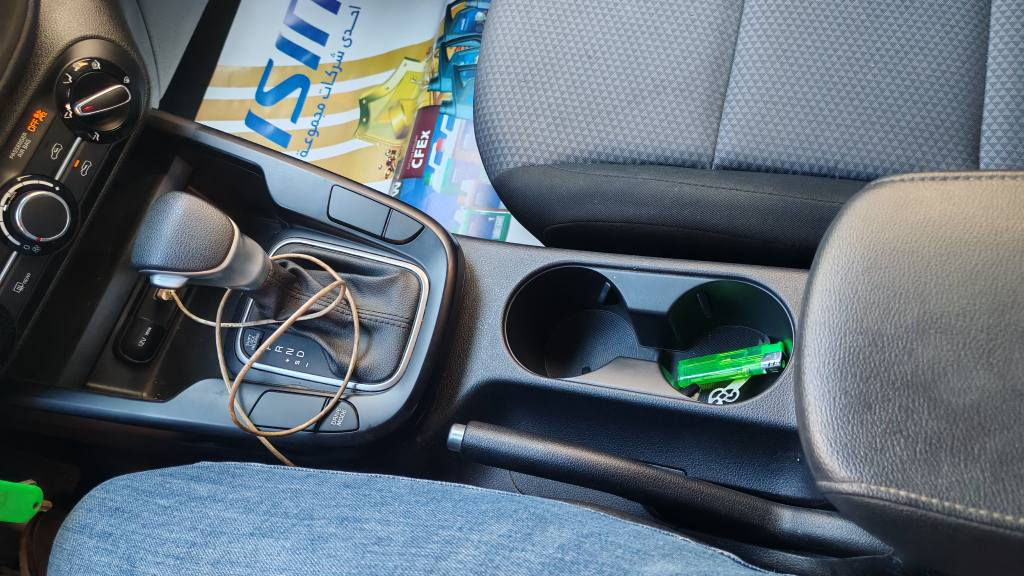 كيا سول 2024 
تبديل چاملغ ايمن
ايرباك ( بصف السايق ) 
سيارة جديدة ماشية 22 الف كاملة 
السعر 16 الف ونص و بيها مجال
الرقم جديد و السنوية باسمي
*********** بغداد, العراق
