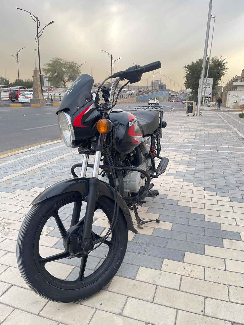 بوكسر مديل ٢١ رقم بغداد  بيها تبخير سعر مليون وسبعميه وبيها مجال مكاني بغداد شارع المغرب 
***********
