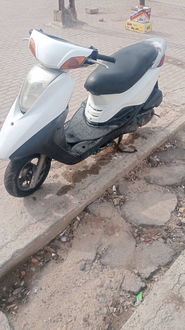 السلام عليكم دراجه بريز كفرات تجاريه العنوان بغداد مدينت الصدر ***********
