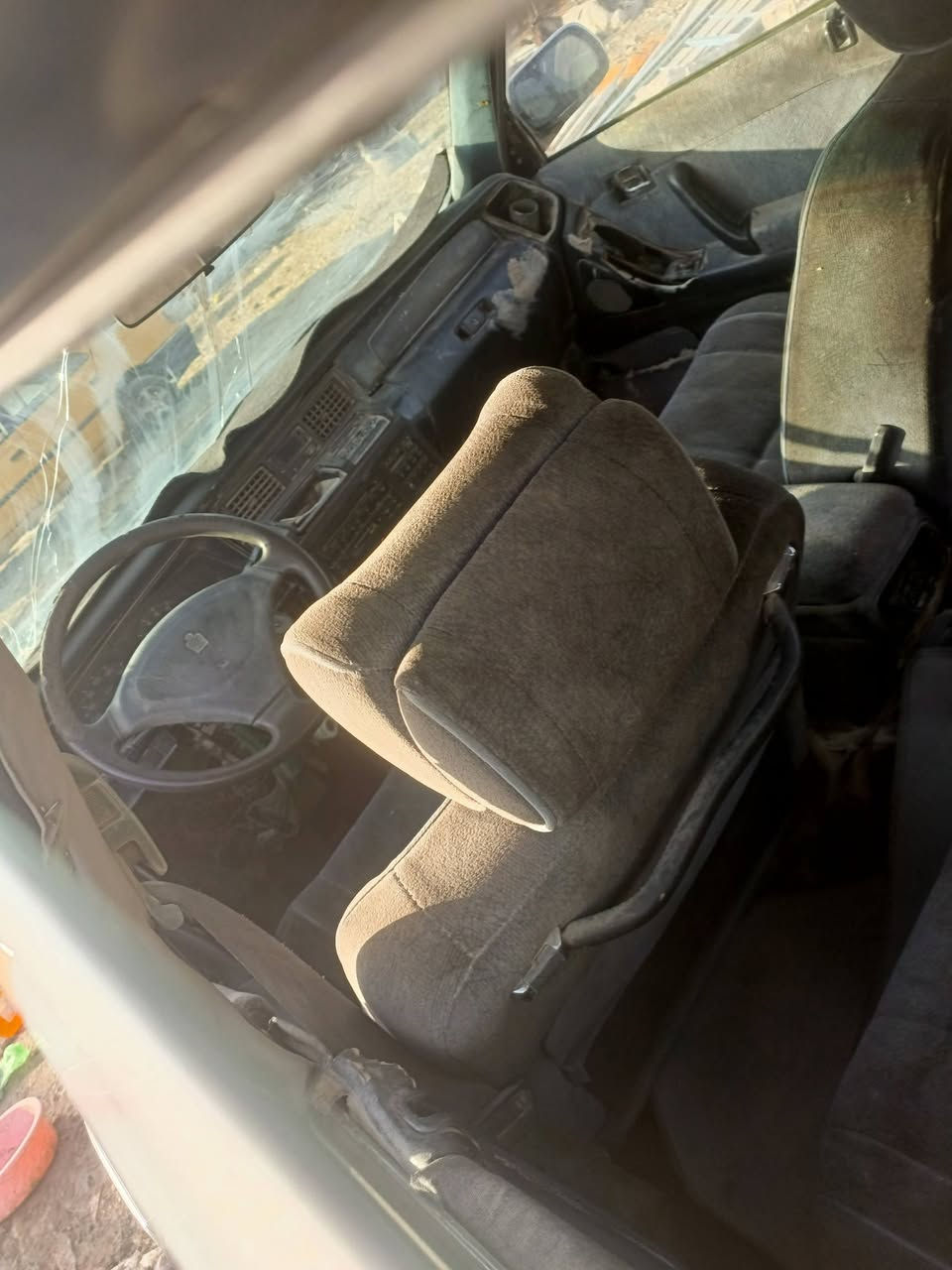 سلام عليكم من رخص الإدمان مدير الكروب المحترم سياره رنب نيلي موديل 2000رقم كربلاء مداور ثاني يوم كير مكفوله كصه ونقل ومكينه 2ونص مكان سياره كربلاء قرب سيد سماعيل لاستفسار تصل ***********السعر 35وبيه مجال
