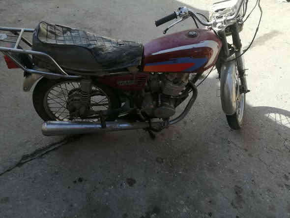 دراجه أوراق اربعه كير مكينه خمسه كير شغاله مكان كوت لسعر ٤٠٠
***********
