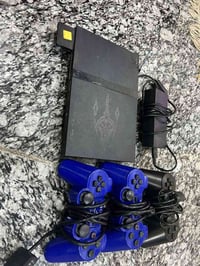 بلايستيشن ٢ سلم • ٢ جوستيك شغّال • فلاش ٣٢GB ٥٠ لعبة