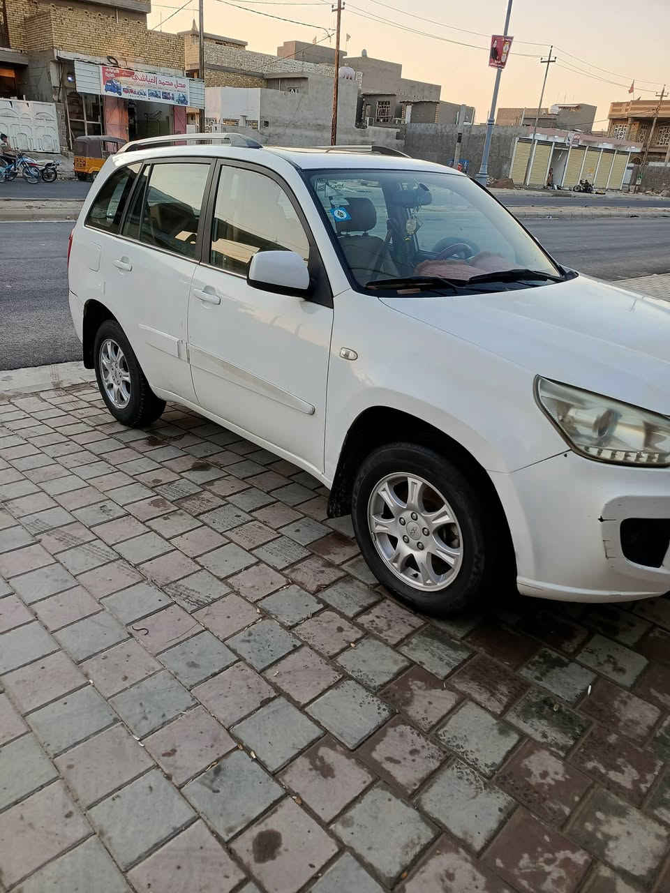 تيكو 2013
للبيع السياره كفاله عامه عده تلحيضات بسيطه
نظافه حلوه رقم وسنويه وهزه جديده بسمي
السعر 55 ورقه وبيها مجال بسيط بعد المعاينة 
***********
واسط نعمانيه
