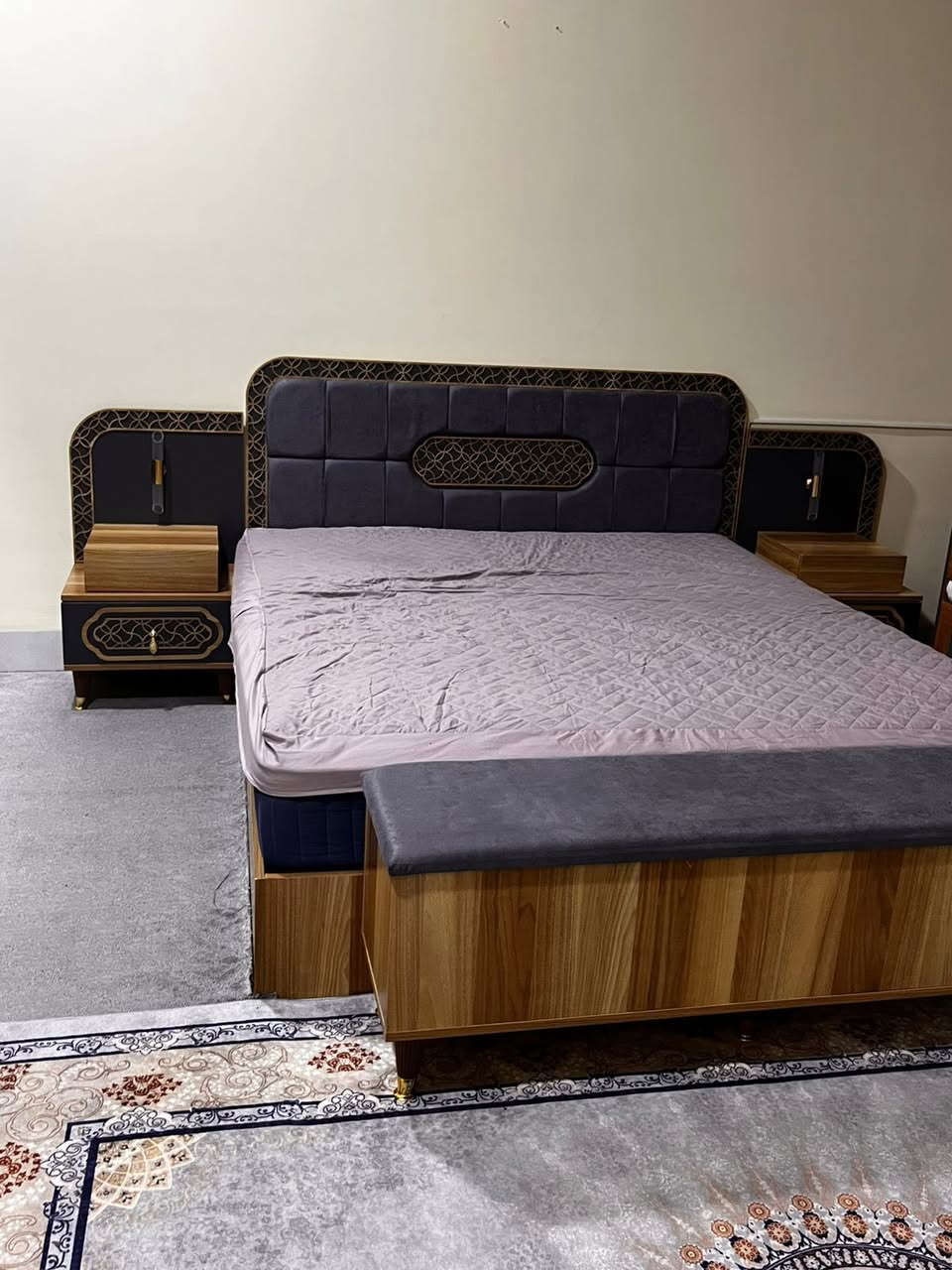 غرفه نوم تركي للبيع نضافه 95%عنوان كركوك 
للاستفسار ***********
