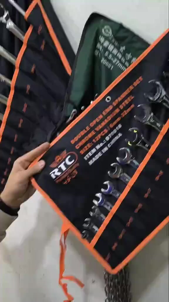 حلويات العيد 🥳
مش كحك ولا بسكوت 🤣
عندنا في شركه هامر استوكات بالكيلووووووووو ⛔ 
جوده عاليه جدا 📣 
حرام تضيع فرصه زي دي 🥰
العنوان 👇🏼
📍طنطا شارع سكه المحله العمومي
مواعيد الشهر الفضيل 👇🏻
🕛 من الساعه ١١ ص حتى ١١ م 
باستثناء وقت الافطار 📢
للتواصل 📞
01288560053
01009945913
01003996939


**إذا كنت صاحب هذا الإعلان وتريد حذفه لأي سبب، رجاءا أرسل رسالة إلى الدعم الفني**