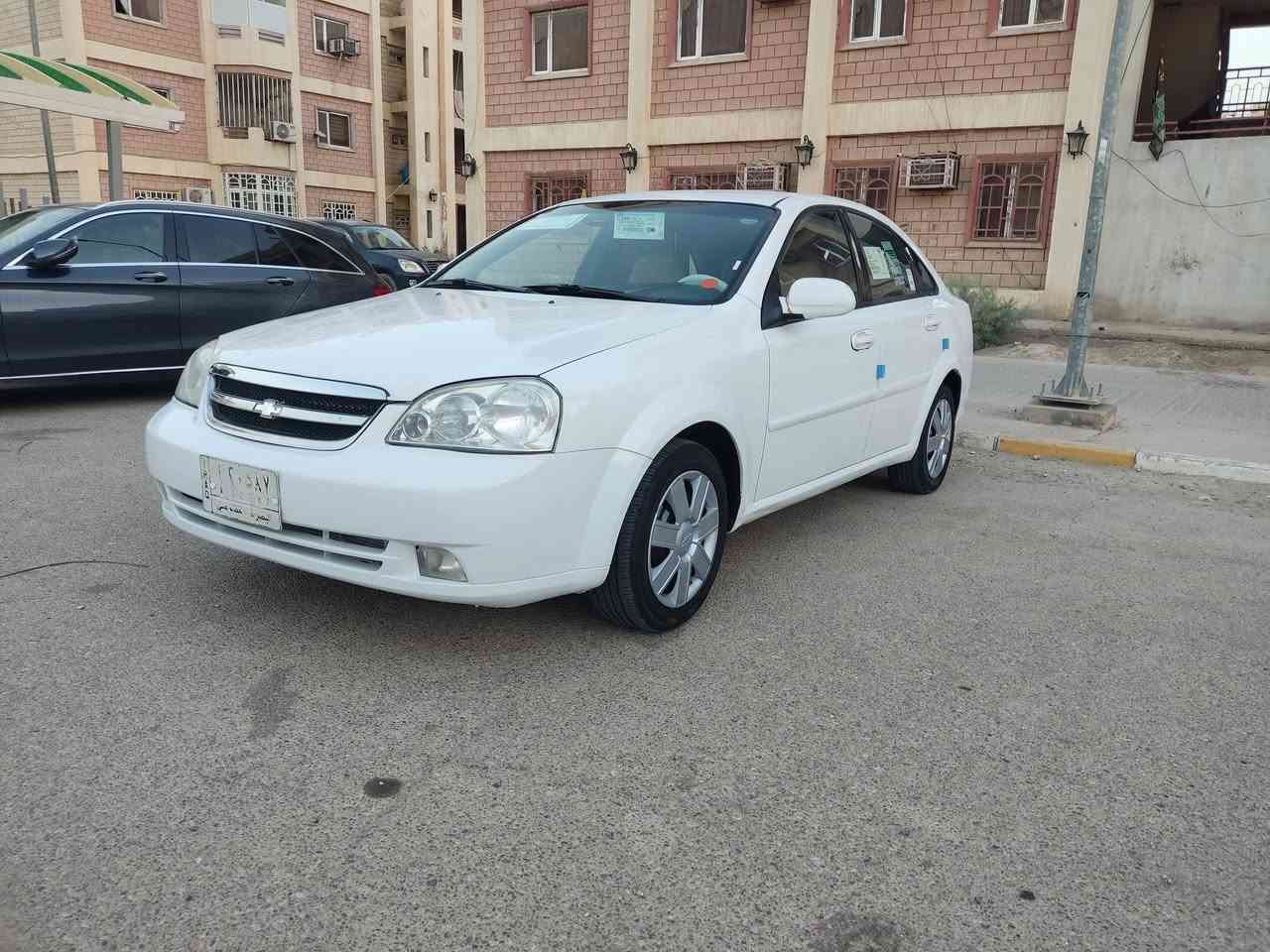 سلام عليكم اوبترا 2011 خليجي مكفوله من ضربه وتبديل بيه
صبغ فقط دوسه سيارا جاهزه مكينه جديده ستوها مشدوده بيه كير تبريد كهربائيات لايت زنون عالي تخم تاير سيارا حلوا وجاهزه سنويه ل27  السعر 72 وبيه مجال ه‍ *********** مكاني ناصريه مركز
