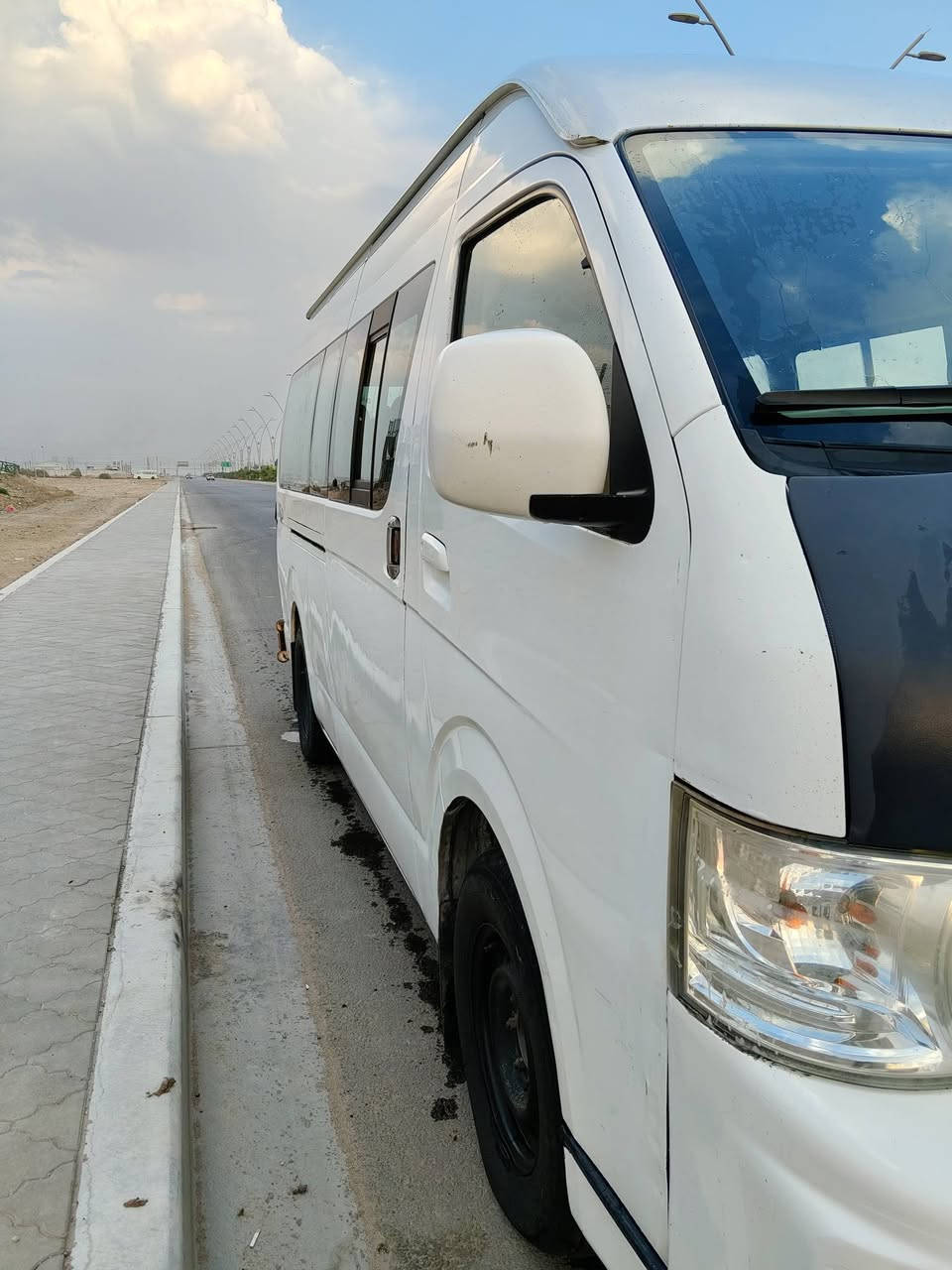 سلام عليكم سياره البيع جنبي عالي موديل 2019 سياره كفاله من الصبغ والمعجون بيه باردات قليله رقم السياره بصره سياره قصاد السنويه 27 تنتهي الاسفسار علاهاذه الرقم ***********
