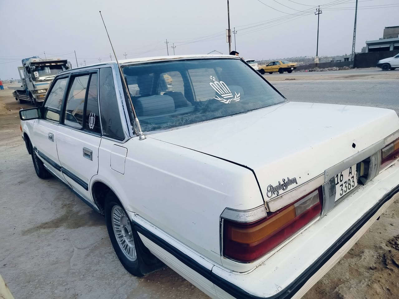 سوبر كراون موديل 1985 مشروع وطني باسمنه رقم مميز سنويه 2030 مكينه وكير جدد 2ونص vvt تخم تاير حداديه حلوه بدون ضربه السعر 35  المكان شاميه للتواصل ***********
