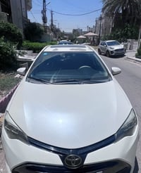 كورلا XLE • ٢٠١٧ • ٦٣ الف ميل