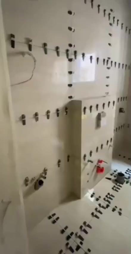 السلام عليكم بعد ازن الادمن خلفه بورسلين سراميك مرمر كاشي جميع الترميمات متواجد داخل بغداد ***********
