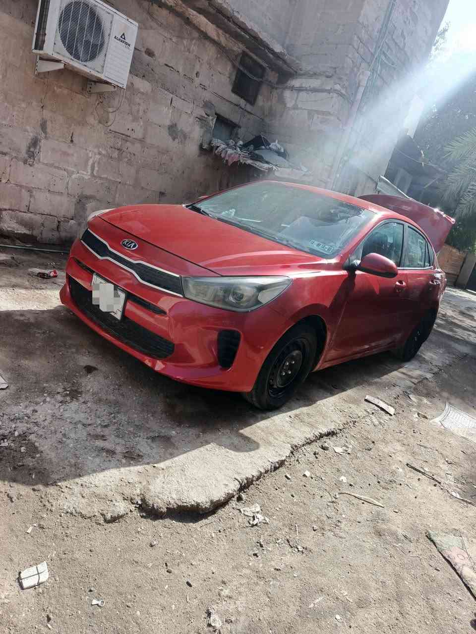 ريو 18
كيا ريو..2018..
وارد امريكي ..جاملغين الخلفي والصندوك صبغ… ..والباقي كفاله
مكينه وكير مكفولات..حجم 1600..
تحكمات تلفون شاشه كامره..كروز سرعه
تبريد تدفئة… ماشيه 70 الف… 
رقم بصره شرط التحويل… جاهزه للاخير
السعر 94..اتصال..‏‪***********‬‏
