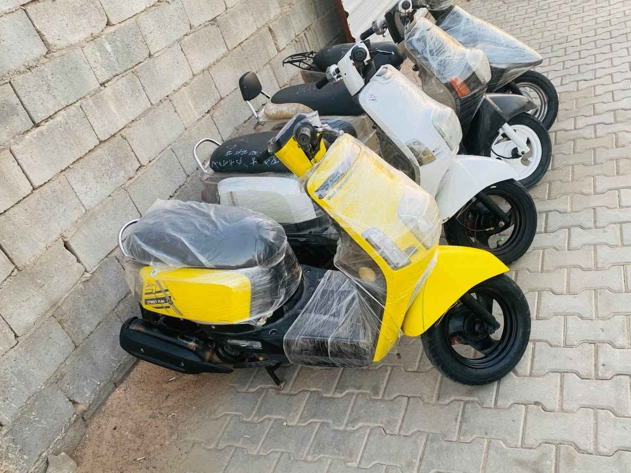 بوليسي صفره موديل 13 شاشه شغاله
محرك بلاد ختم واحد سعر 700

بوليسي بيضه موديل10كفاله عامه ختم واحد سعر675

بوليسي كريمي ختم واحد داخل وخارج سعر600
بيجي محرك بلاد وكفر بلاد سعر 275
عنوان بابل مسيب 
***********
***********
