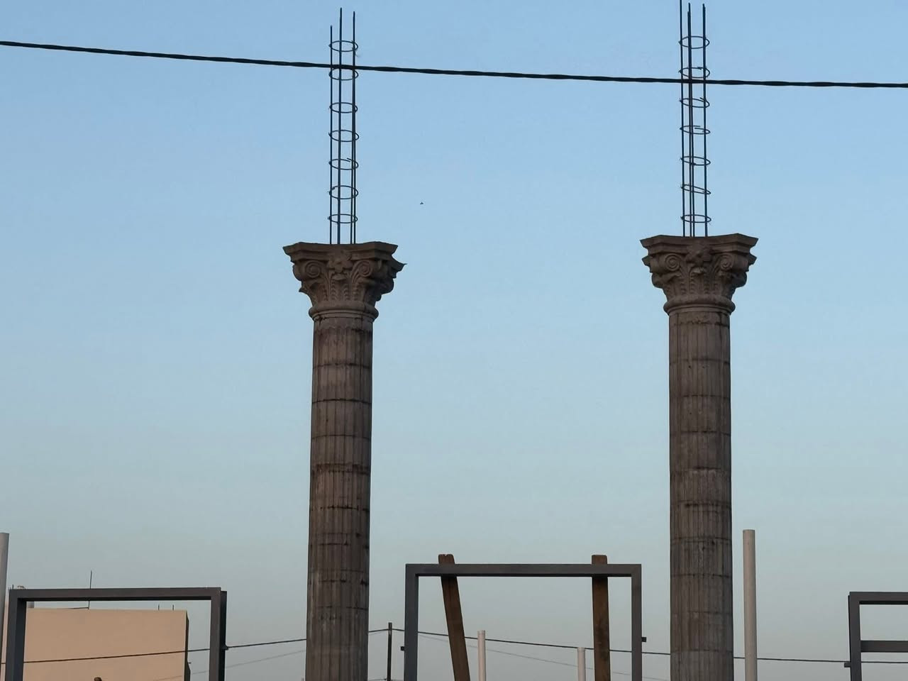 السلام عليكم
@يوجد تاجير دانك روماني ديكور ملكي

قياس 35 و 50

شغل مرتب وفخم

 يطي شكل تراثي قوي للواجهة الملكيه 

للتواصل والاستفسار

*********** وات ساب
