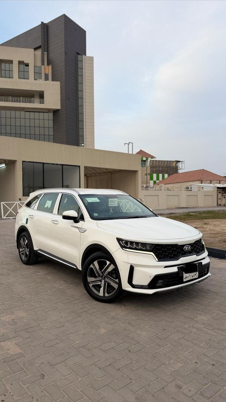 السلام عليكم كيا سورنتو موديل 2021 خليجي 6 سلندر رقم اربيل تحويل او وكاله مواصفات بصمه تشغيل بصمه ابواب صندوق خلفي كهرباء حساس امامي خلفي تشغيل عن بعد كير ماوس  7 راكب كفاله ضربه وتبديل وصبغ وبارد ماشيه 62KM جديده السياره. 
العنوان: بصره 
رقم الموبايل:***********
