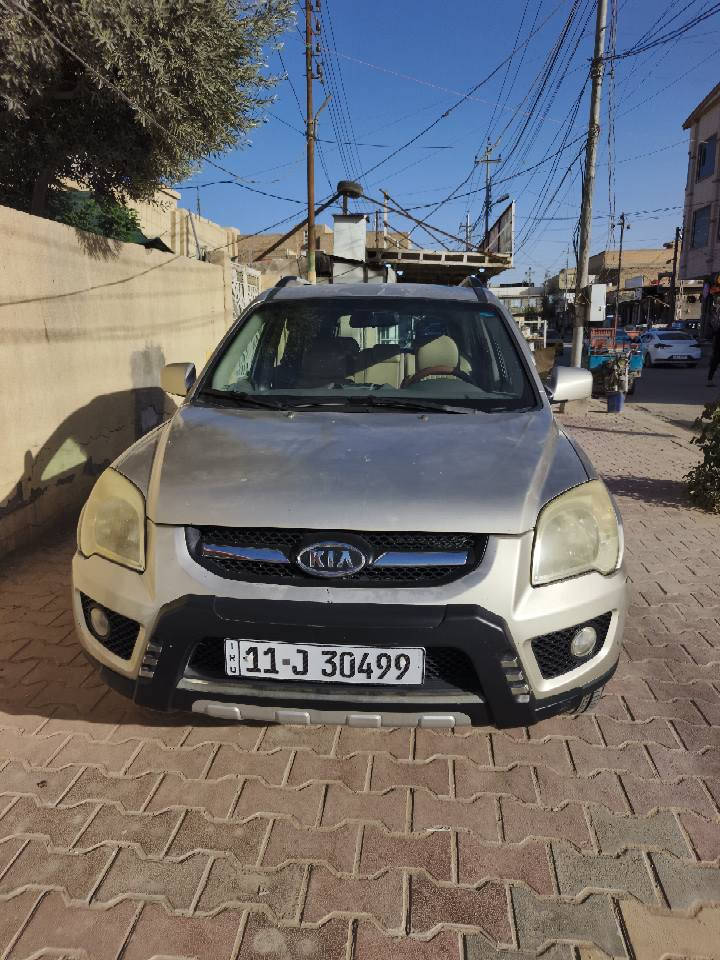 كيا سبورتج ٢٠٠٩ وارد خليجي مكفوله كفاله عامه 
محرك ٢٠٠٠ دوش 
المواصفات 1/1 
فور ويل وفتحه وكروز سرعة وشاشه كبيره لون عسلي  ماشيه 
١٣٩ الف كيلو 
السياره باسمي 
***********

مكاني كربلاء كربلاء, العراق
