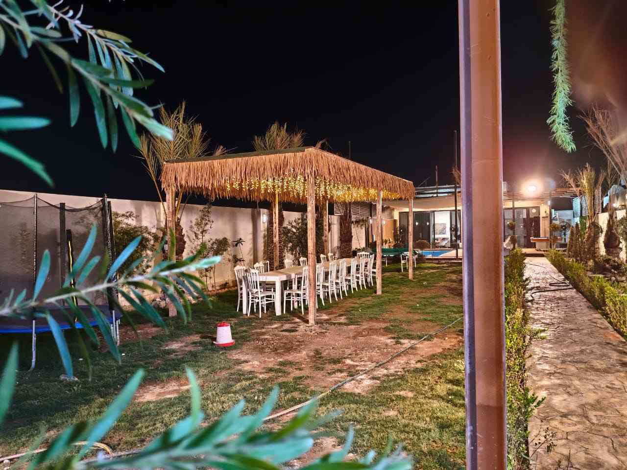 مزرعة للإيجار اليومي 🏡🌳
📍 الموقع: بغداد – الدورة – البوعيثة

✔️ أجواء هادئة ومناسبة للعوائل

✔️ مساحة واسعة وخدمات متوفرة

✔️ مثالية للراحة والونسة

📌 للحجز والاستفسار يرجى الاتصال أو المراسلة على واتساب: 
 📞 ***********
 موثق في تطبيق اجرلي لسياحة المزارع في العراق 🇮🇶
