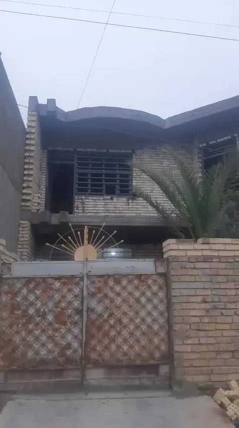 دار للبيع ابوغريب النصر والسلام الحصوه الارضي كامل والثاني ماكامل منطقه ٣٠٠٠ مساحه ٢٠٠م الاتصال رقم ***********
