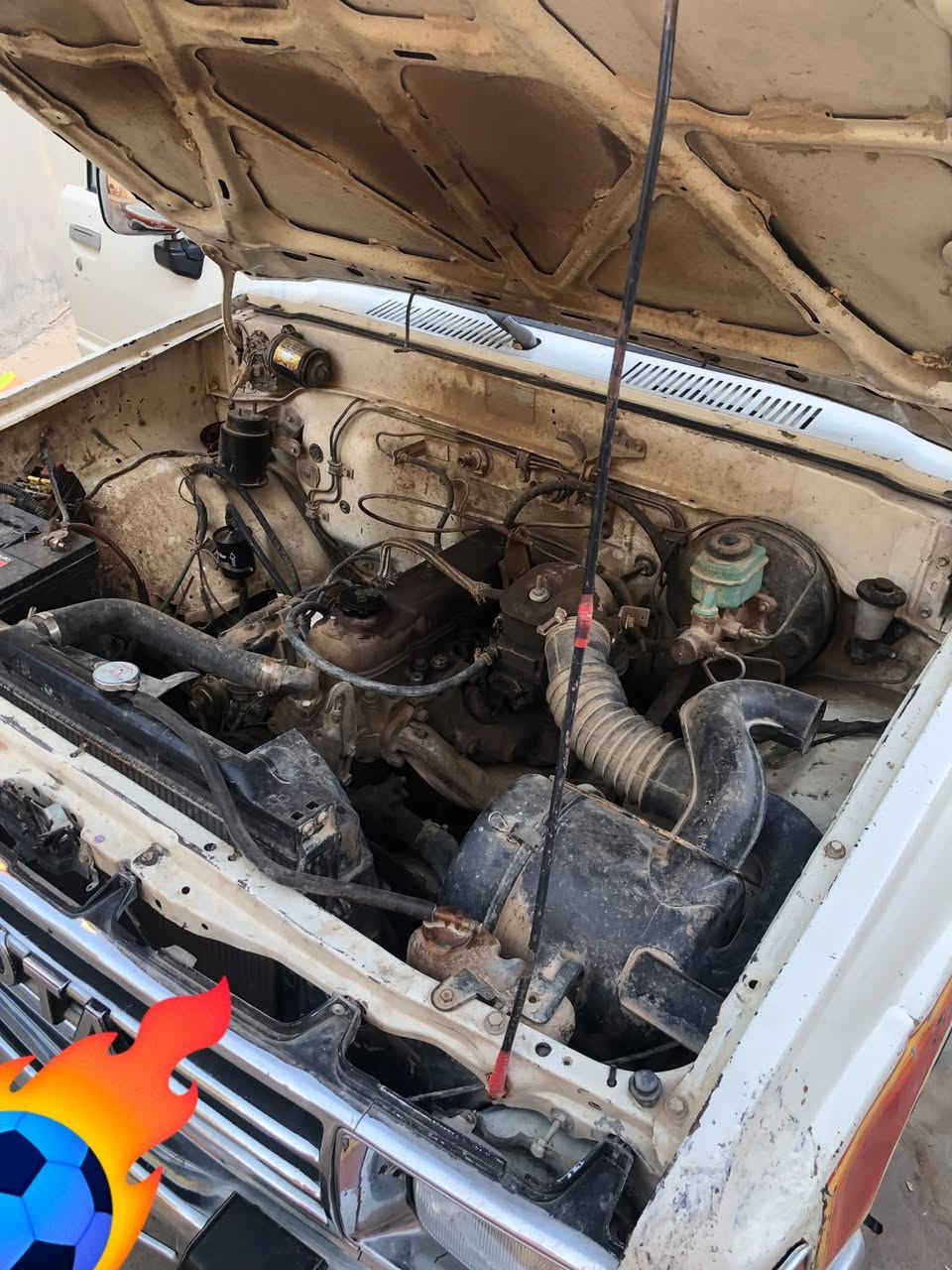 السلام عليكم
كورسيدا موديل88
رقم انبار 
بدون صبغ
كير ومحرك شرط
تواير جدد
صدر جديد 
داخلية السياره نضيفة

السعر 50 وبي مجال قليل

العنوان صلاح الدين الشرقاط
رقم الهاتف ***********
