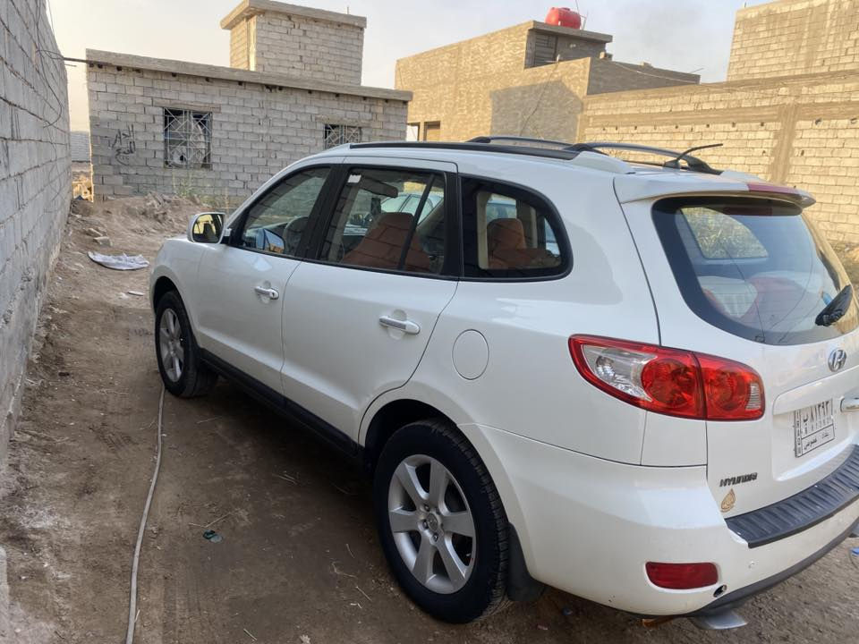 السلام عليكم سنتافي 2009 خليجي مكينه سته 2700 سبعه راكب 3 قطع تبريد تخم تاير صدر جديد كله جديد سياره كامل مواصفات عدا لبصمه مكفوله مكان سياره بغداد تاجي السعر اتصل وتدلل ‭.                 ‭           ‭0790 568 0807‬ ‭.           0750 094 8485‬
